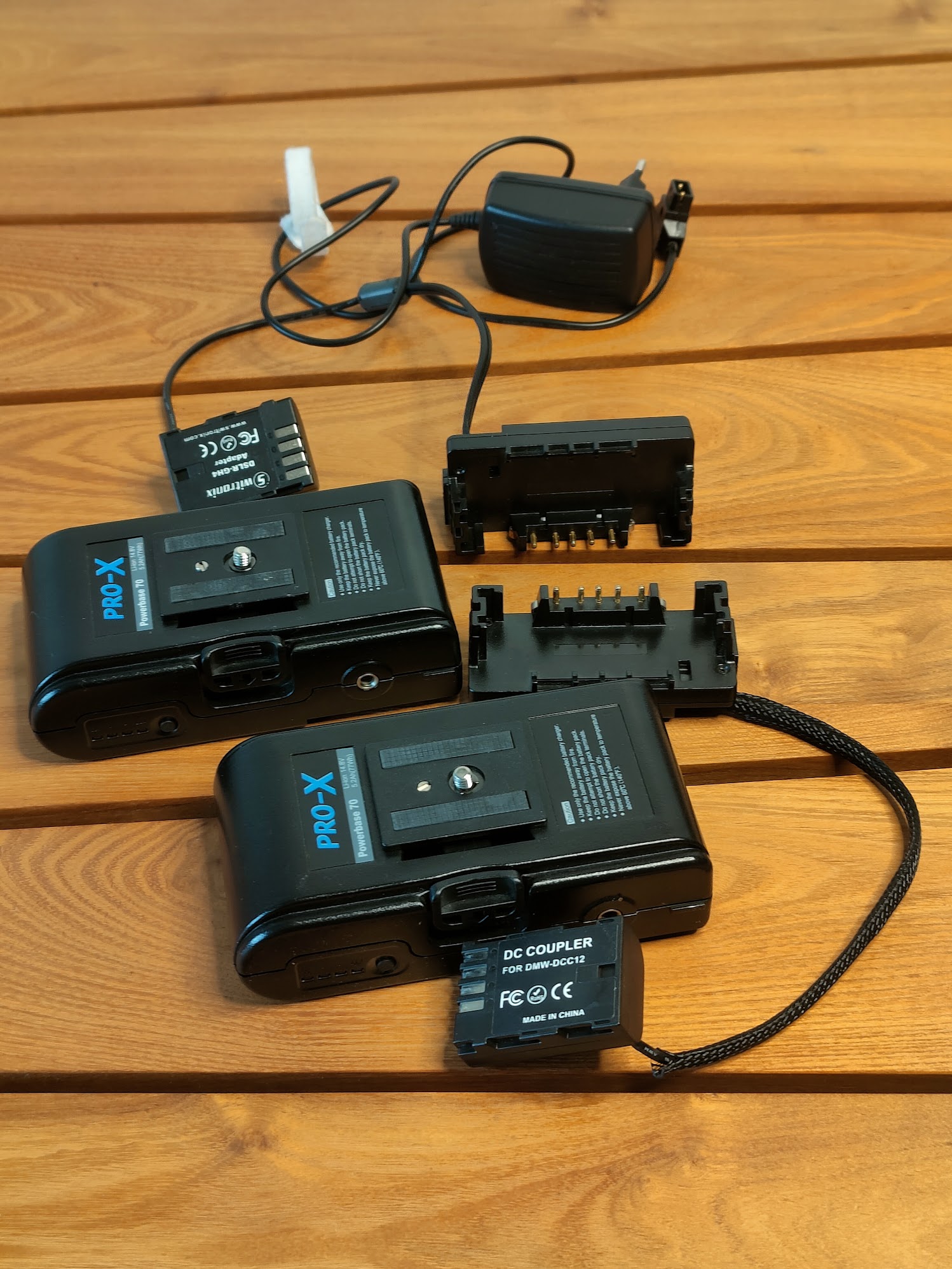 Teilen Powerbase Pro X 70 Core SWX Powerbase-70 Akku Stromversorgung Zubehörpaket