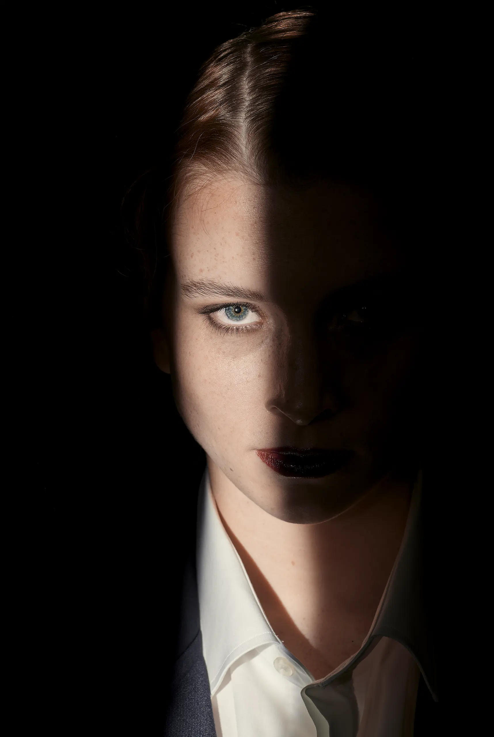 Künstlerportrait der Tänzerin Paula Herzig · Bewegung und Ausdruck in einem Bild · Portraitfotograf Jens Achtert · imagecouture