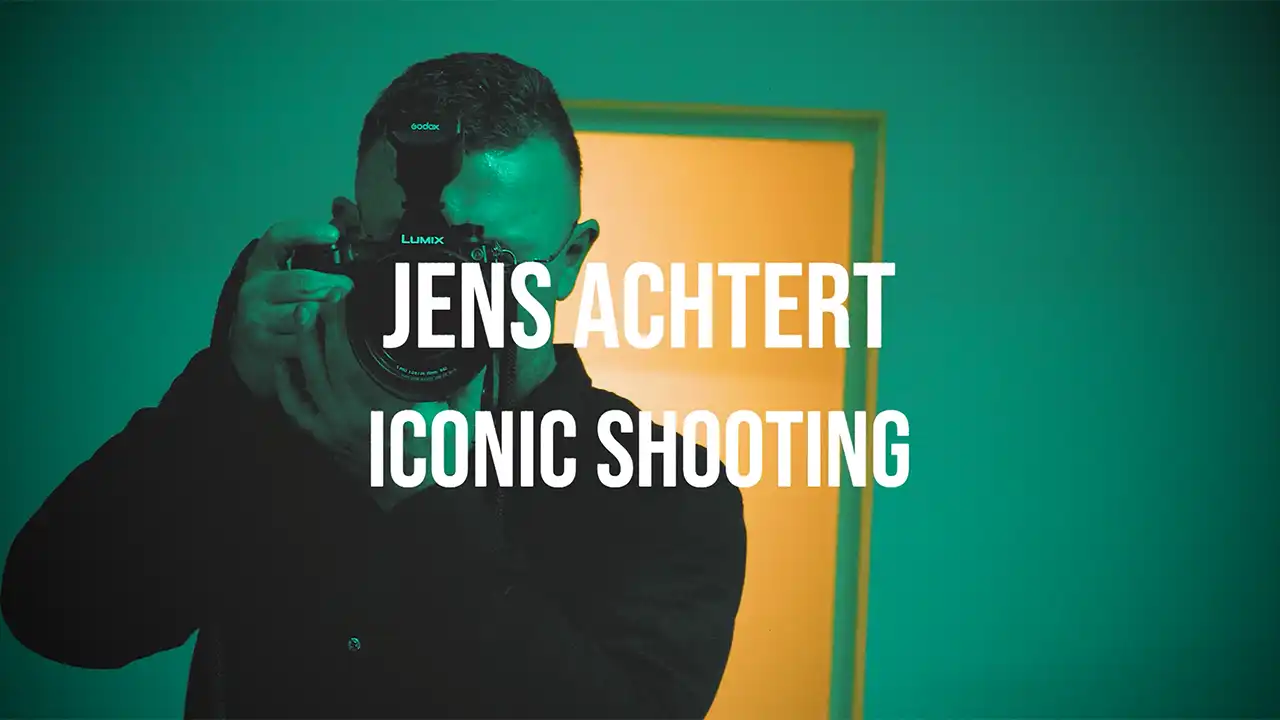 Jens Achtert bei der Arbeit im Studio, Standbild aus dem Making-of-Film